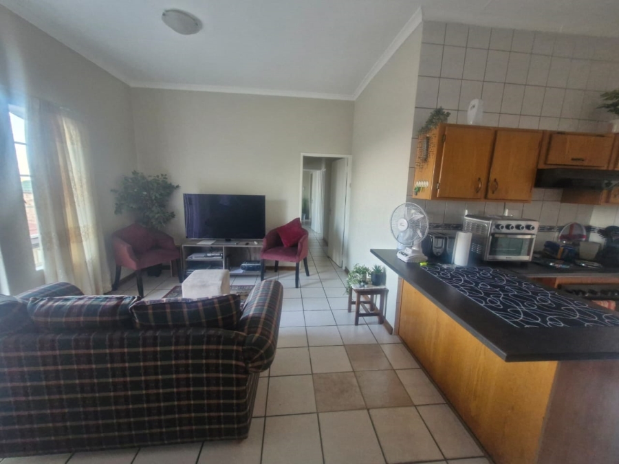 3 Bedroom Property for Sale in Safari Gardens North West